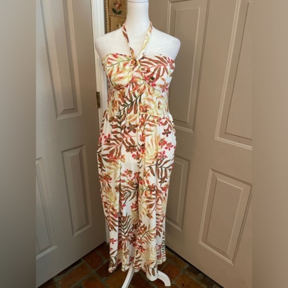 No Boundaries white tropical print wide leg strapless/halter style jumpsuit. XL.